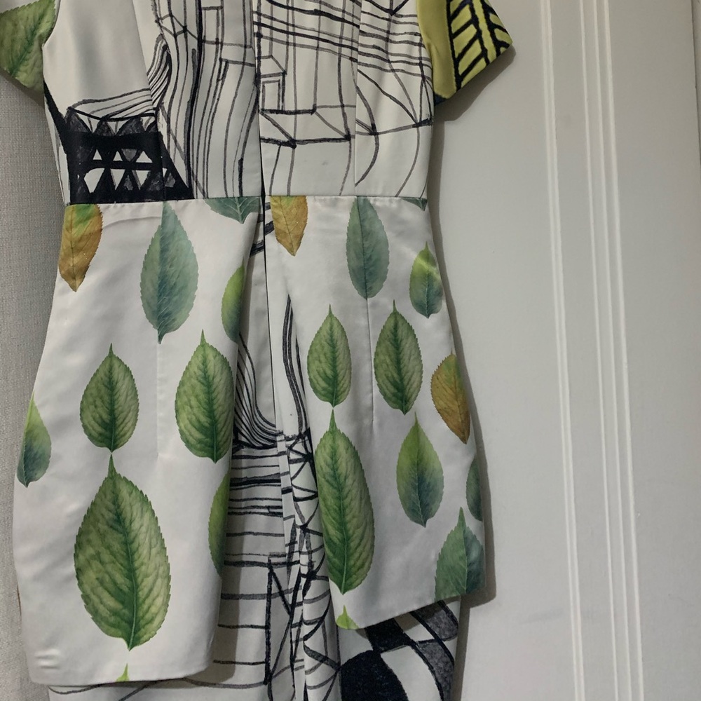 Dress - Picture 5 of 6